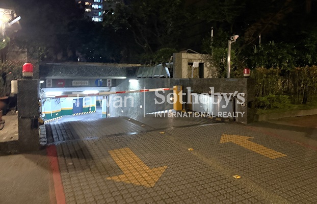 信義計劃區 贊泰花園 優質美宅車庫